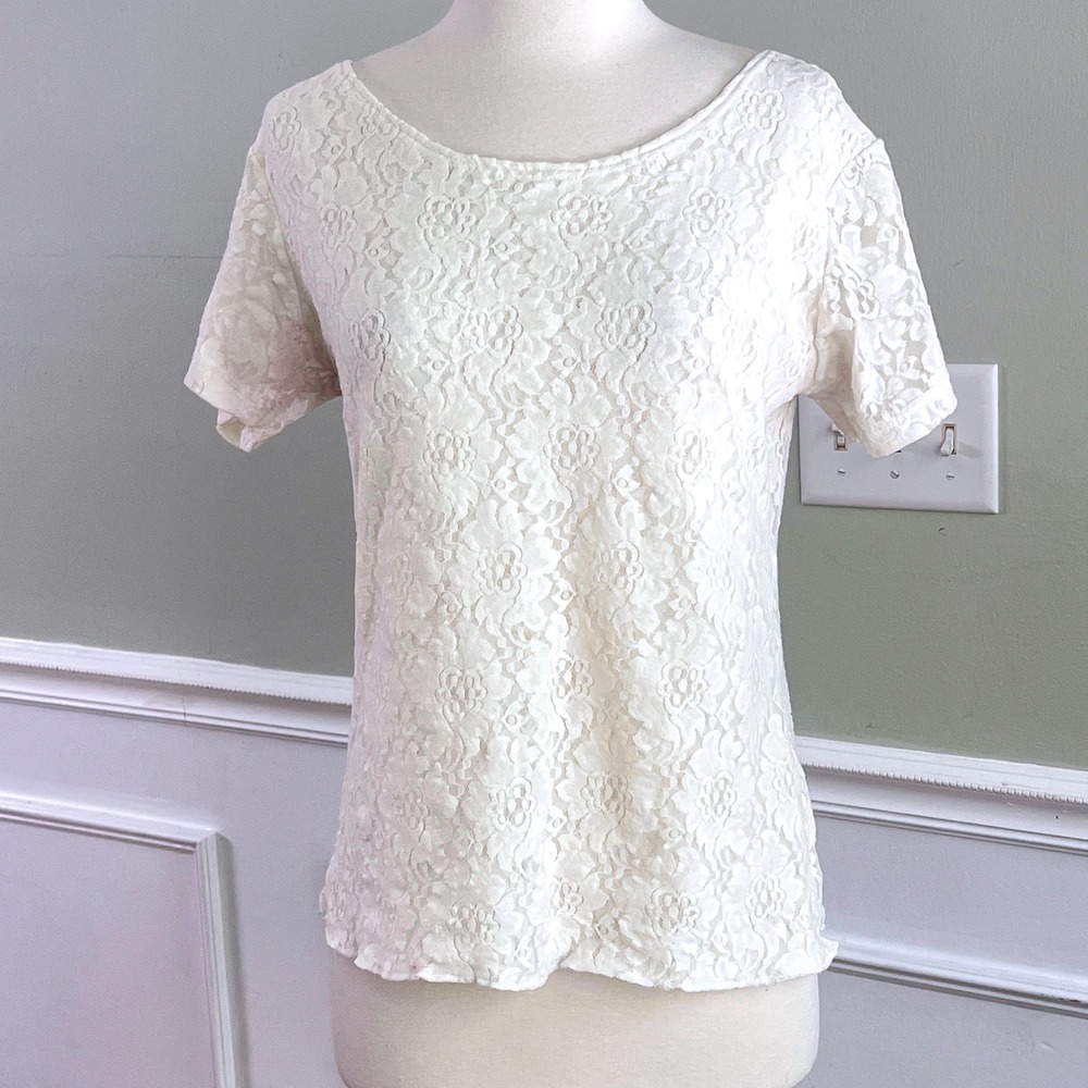 Ellen Ashley Lace Top Sz L Women Short Sleeve Floral Scoop Neck Cream Coquette